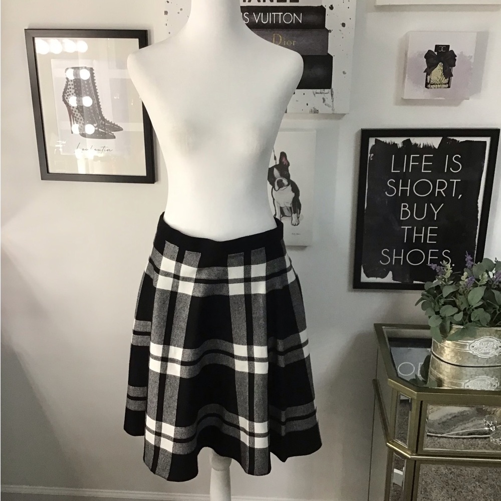 Chelsea & Theodore Black and White Plaid A-Line Skirt